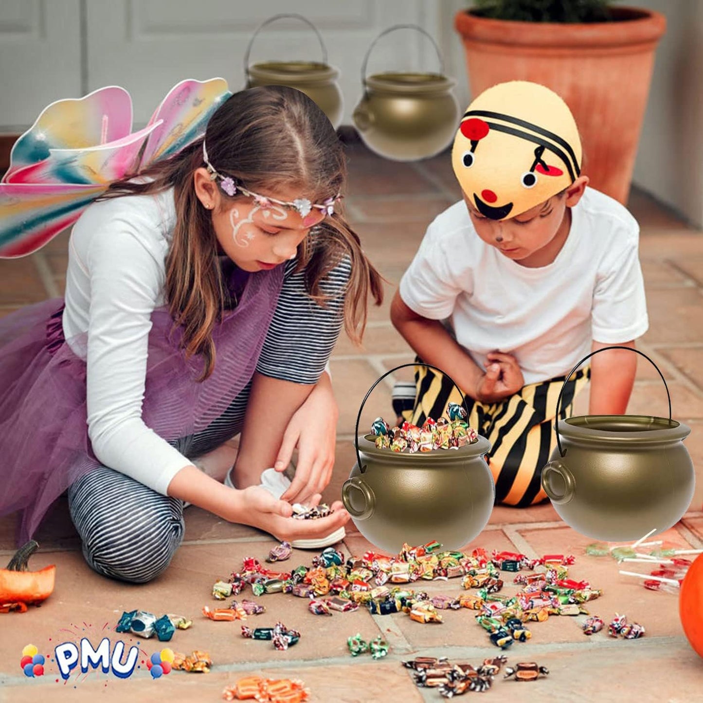 PMU Halloween Cauldron - Blow Mold Plastic Party Accessory - Candy Holder for Kids - Halloween Party Favors & Supplies - 8 Inch