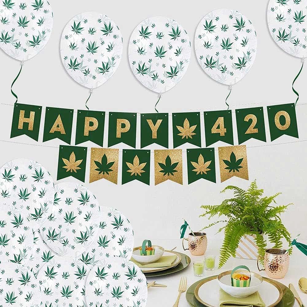 PMU Marijuana Balloons PartyTex 11in with All-Over Print Green Marijuana Leaves