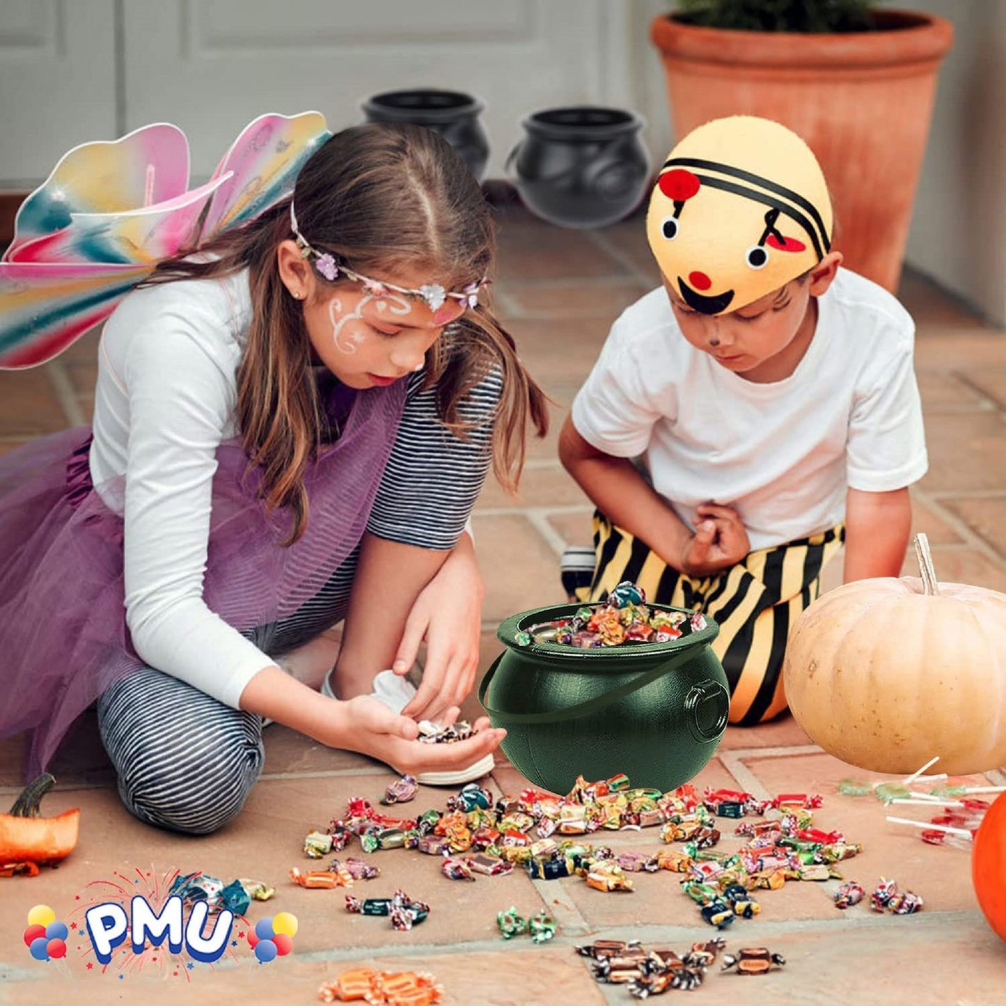 PMU Halloween 8 inch Cauldron Plastic Bucket - Halloween Party Favors - Candy Holder for Kids, Witches Green